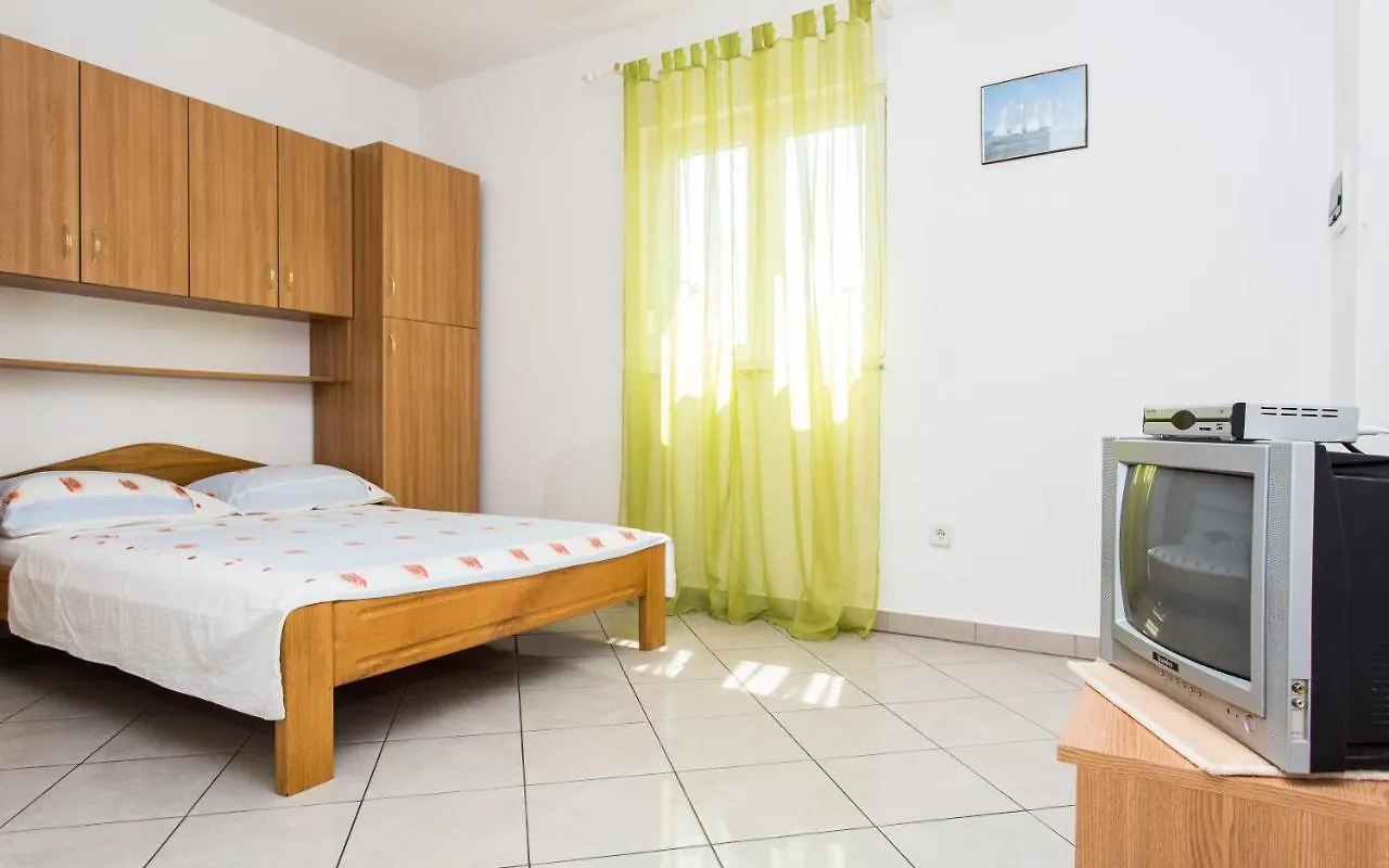 Apartman Justinic Šilo Croacia