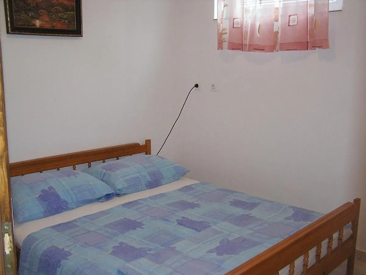 Apartman Justinic Šilo 0*,
