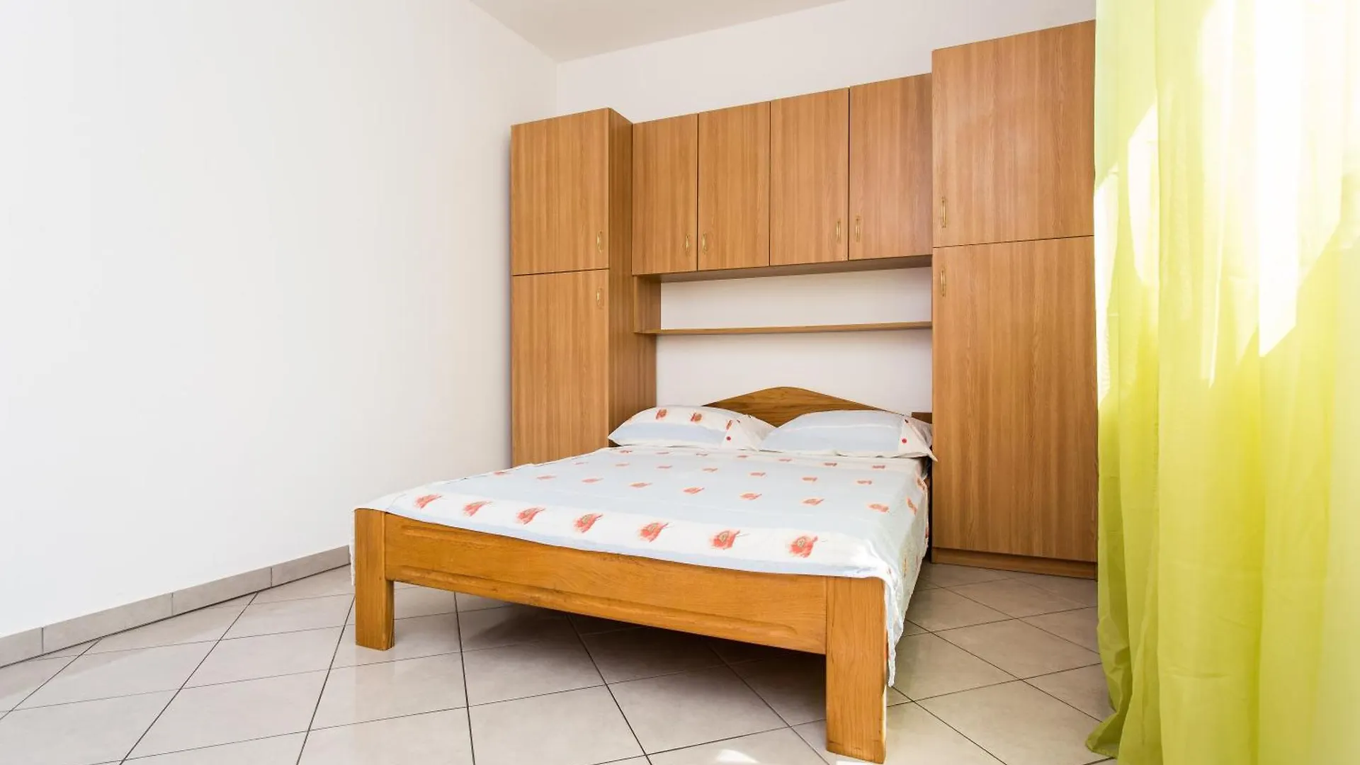 Apartman Justinic Šilo 0*,  Croacia